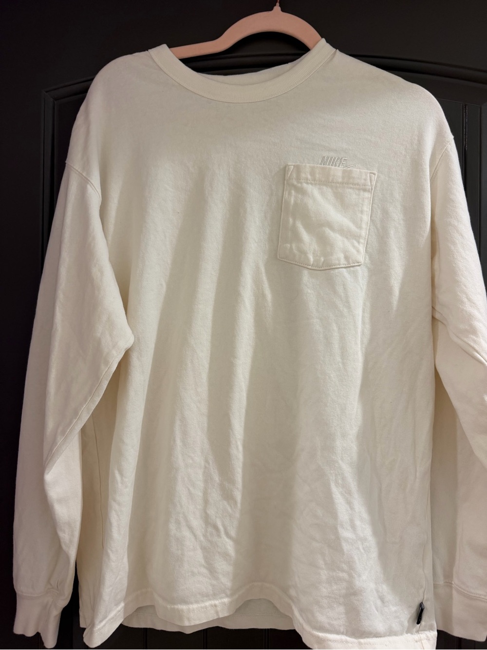 Nike The Nike Tee Long Sleeve Shirt Men’s S Off White Loose Fit Pocket